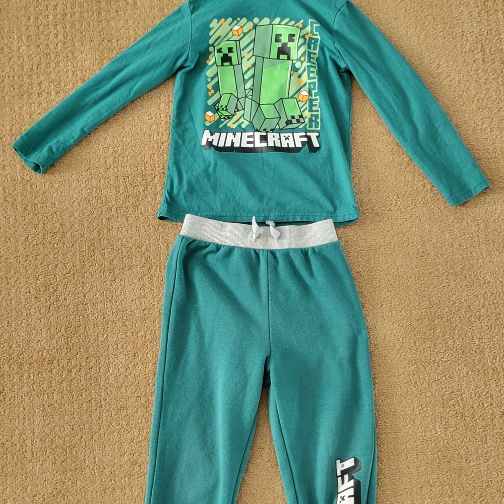 Kids Pajamas Set - Green